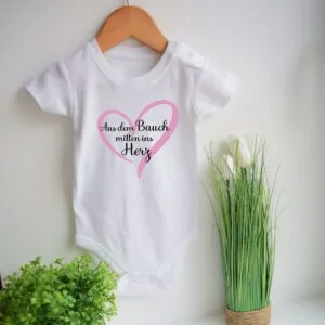 Baby Body Aus dem Bauch mitten ins Herz Bodysuit BabyBody Ankündigung Schwangerschaft verkündung Baby 2025 Neugeborene Verkündigung