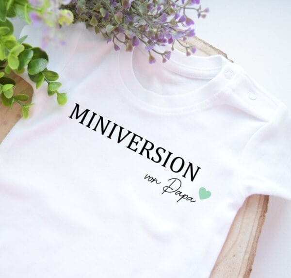 Baby Body MINIVERSION von Papa BabyBody Bodysuit Papa Geschenk Baby 2025 Vatertag Geschenkidee Mini Version Papa Baby Body Geburtgeschenk – Bild 5