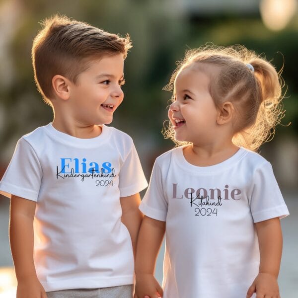 Kitakind 2025 T-Shirt.Personalisiertes Kindergartenkind Outfit.Krippenkind 2025.Kindergarten kind T Shirt mit Name. Krippenkind Baby Body.