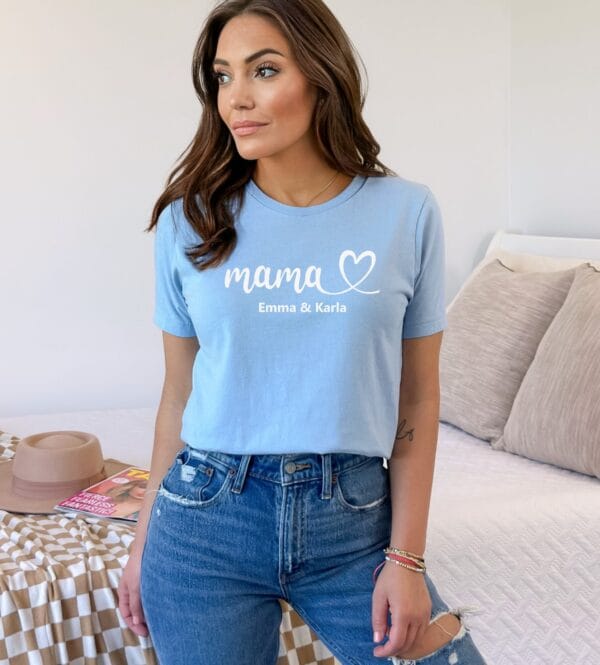 Mamas Schätze:Personalisiertes Shirt mit Kindernamen.Muttertagsgeschenk.Mama Geschenk.Personalisiertes Geschenk.Mom T-Shirt. – Bild 2