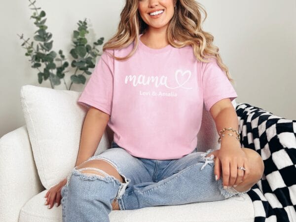 Mamas Schätze:Personalisiertes Shirt mit Kindernamen.Muttertagsgeschenk.Mama Geschenk.Personalisiertes Geschenk.Mom T-Shirt. – Bild 3
