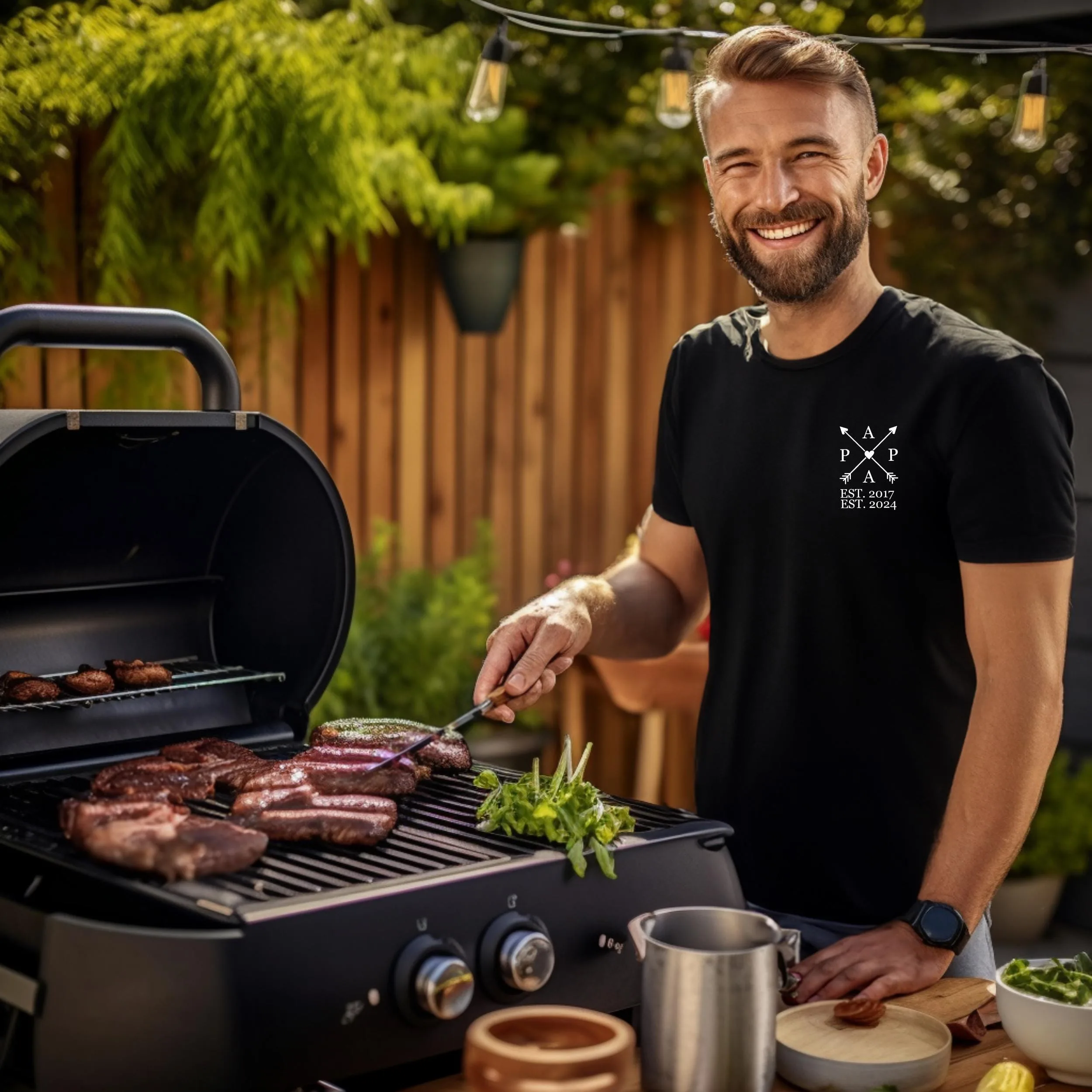 Papas Edition:T-Shirt mit dem Namen und Geburtsjahr des Kindes.Papa Geschenk.Papa Geschenkidee.Personalisiertes Vater Shirt.Vatertaggeschenk – Bild 6