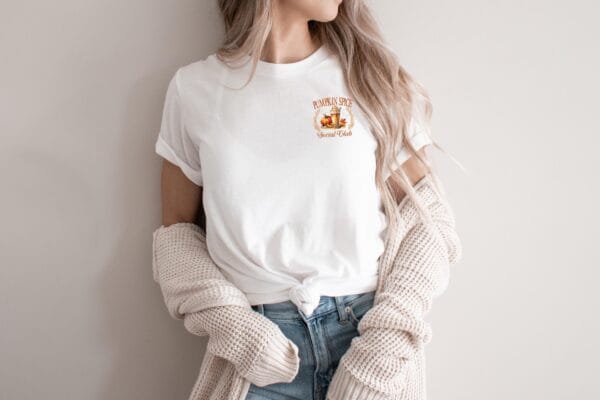 Pumpkin Spice Vibes T-Shirt.Herbstfavorit: Kürbisgewürz T-Shirt.Geschenk für Sie.Herbst Shirt.Pumpkin Spice T-Shirt.Fall Coffee Shirt. – Bild 2
