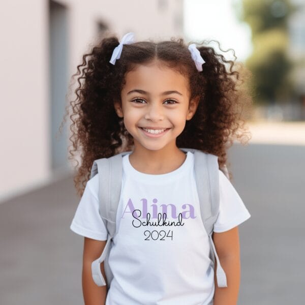Personalisiertes Schulkind 2025 T-Shirt:Feiere das Schuljahr!Schulkind TShirt.TShirt zur Einschulung Schulkind mit Namen.Erster Schultag. – Bild 3