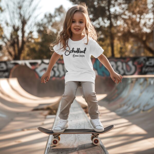 Schulkind 2025.Personalisierter Erstklässler T-Shirt.Geschenk zur Einschulung.Jungen,Mädchen Shirt mit name.Schulanfang.Einschulungsshirt. – Bild 2