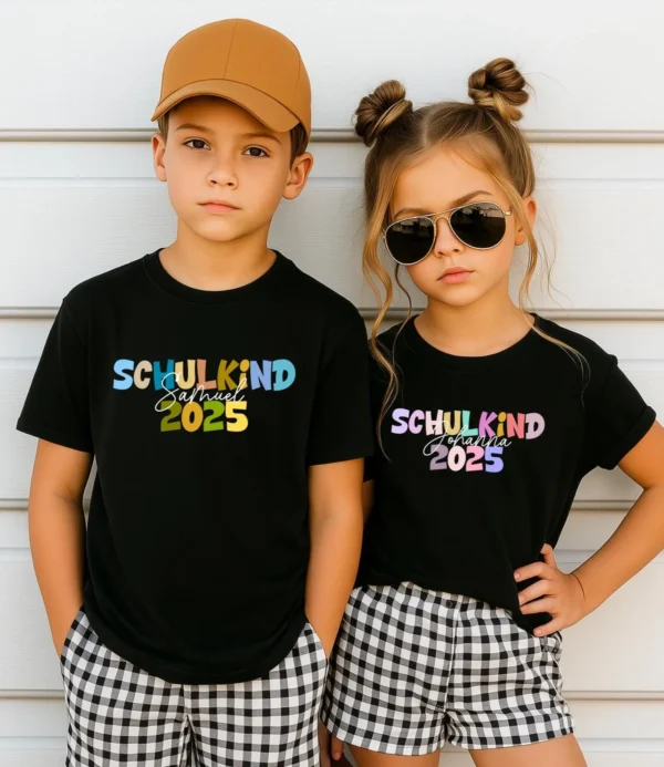 Einschulung T-Shirt Schulkind – Personalisiertes Shirt mit Namen – 1.Schultag Outfit Jungen Mädchen. Geschenk zum Schulanfang.Schulkind 2025