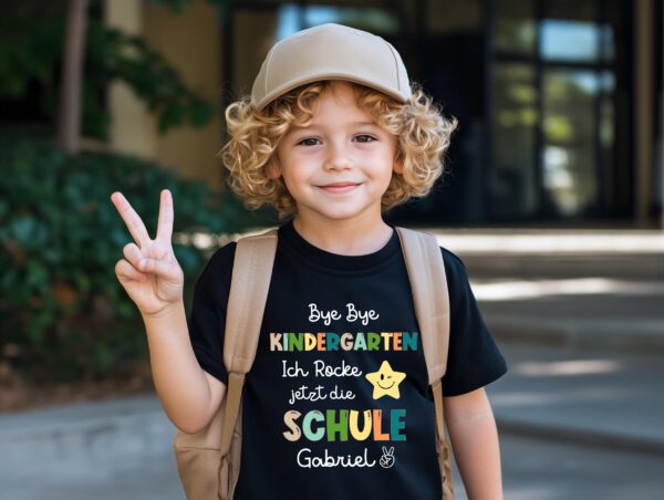 Schulkind T-Shirt individuell – Erster Schultag – Einschulungsgeschenk.Personalisiertes T-Shirt zum Schulanfang – Einschulung Geschenk. – Bild 8