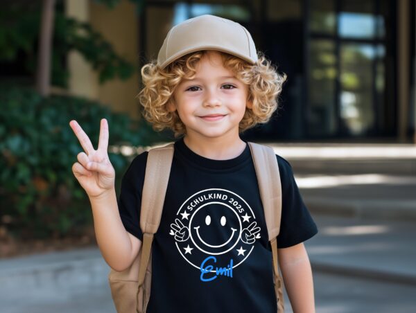 Schulkind 2025 T-Shirt | Einschulung Outfit Mädchen Junge | 1. Schultag Geschenkidee | Kindergarten Abschied Shirt. – Bild 3